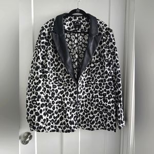 Leopard Blazer